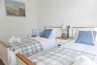 Отели типа «постель и завтрак» Dunagree Bed & Breakfast Гринкасл Двухместный номер с 2 отдельными кроватями и ванной комнатой-3